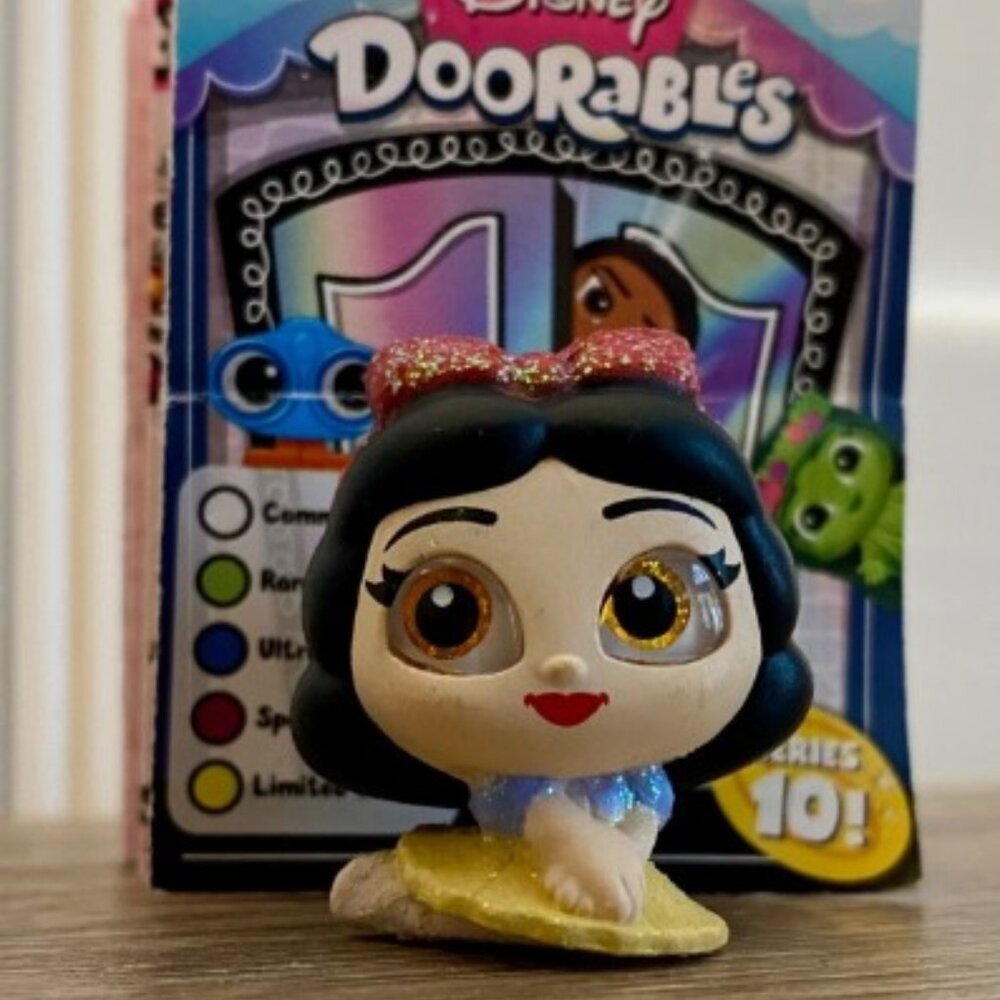 RARE Series 10 Snow White Ballet Disney Doorables
